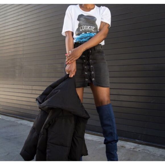 L'AGENCE Portia High Rise Lace Up Denim Mini Skirt - Picture 1 of 7